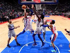 九游体育app-冲刺阶段德甲焦点战，底特律活塞防线松动，球迷炸锅，年轻球员得到机会(底特律活塞五虎将)