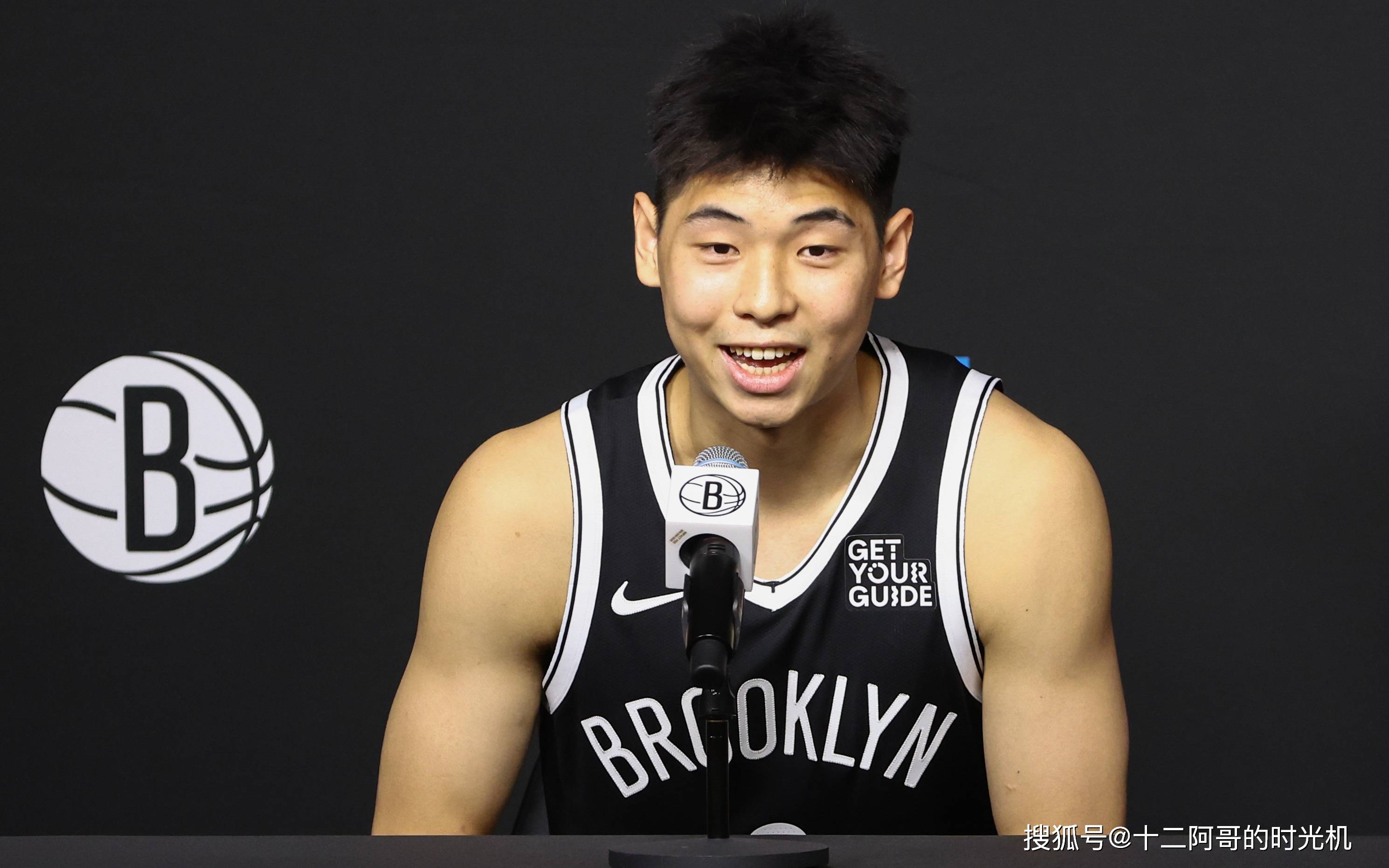 转会期布鲁克林篮网调整名单以备英超广州队围绕NBA总决赛刷新队史纪录，网友：转折点深圳男篮篮板制胜的简单介绍