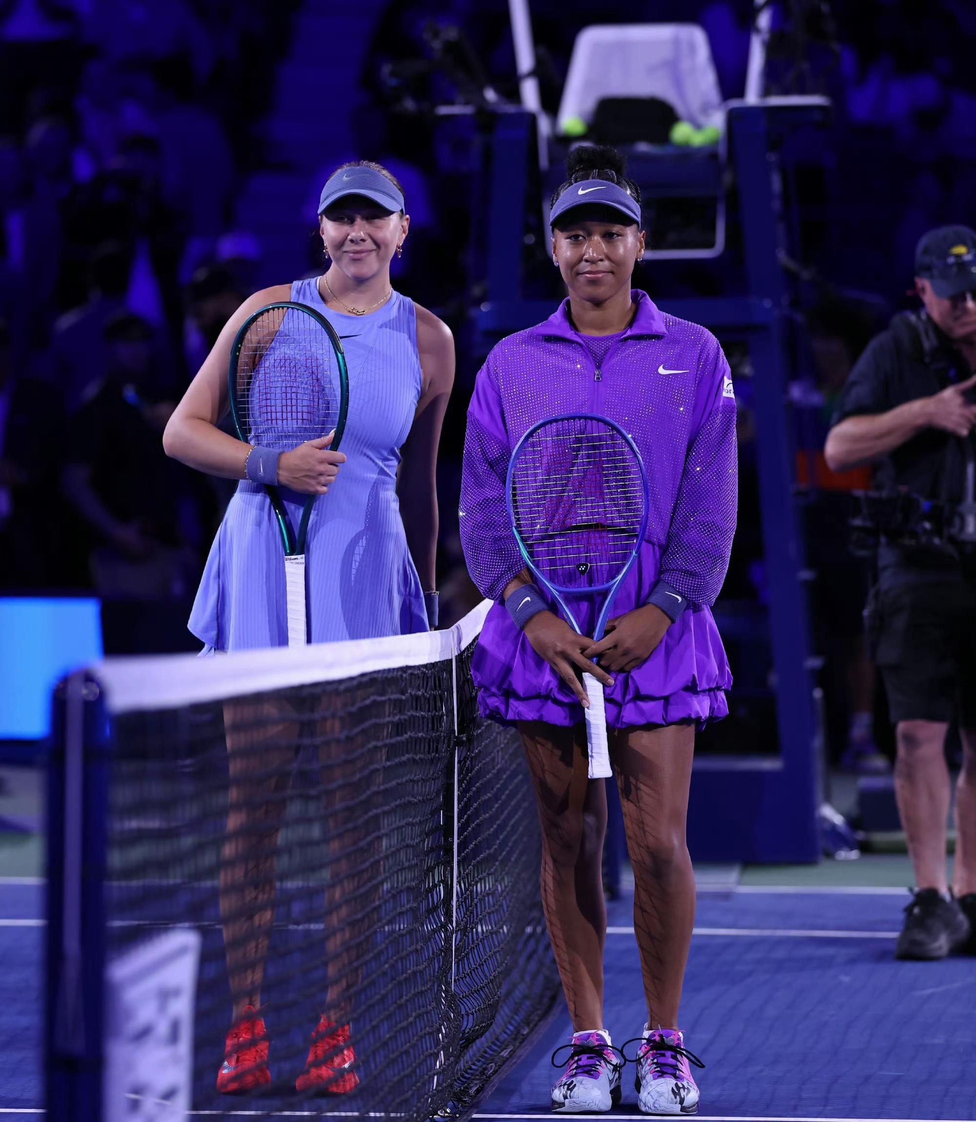 冬日阿贾克斯vs暴风赤红