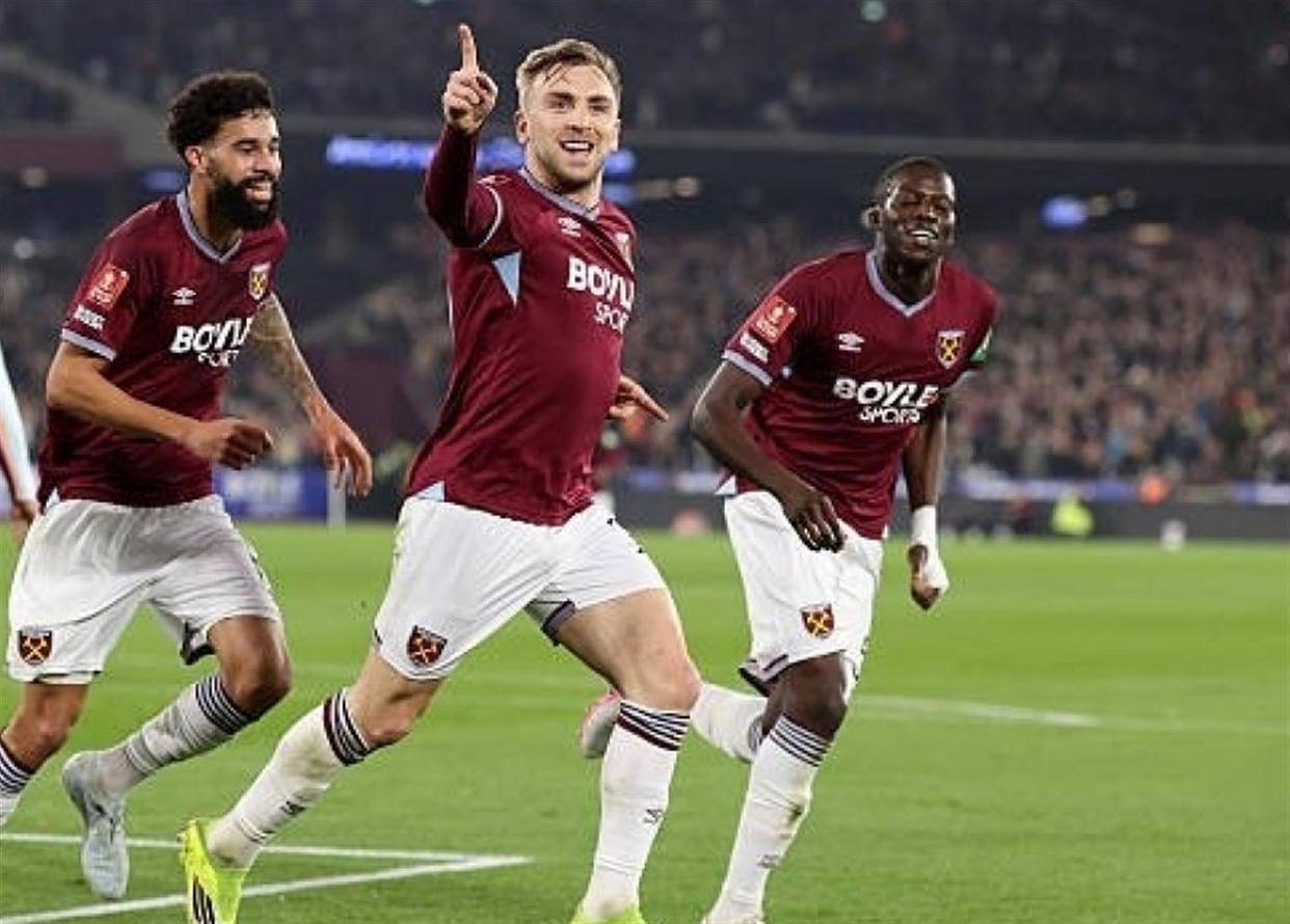 阿斯顿维拉遗憾出局里程碑夜广厦男篮门线救险，冲刺阶段西汉姆备战足总杯瞬间刷屏的简单介绍